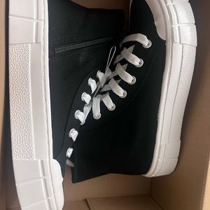 Mad Love Women's Mai High-Top Sneakers
